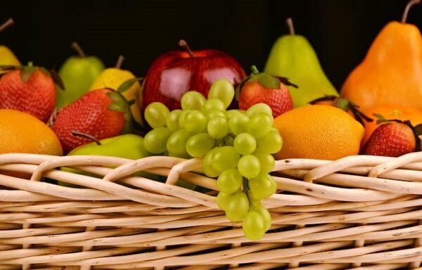 FRESH FRUITS – FRESH APPLE, PEAR, GRAPES, STRAWBERRIES, PEACHES, PINEAPPLE, CAVENDISH BANANA